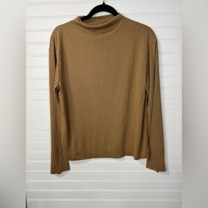 Banana Republic soft luxe camel colored tan sweater. Size Small.